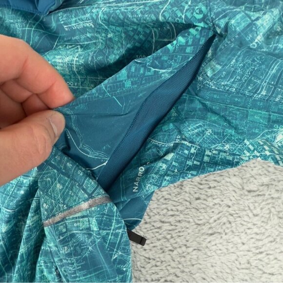 Lululemon Women' Sz Large Blue Windbreaker City of Vancouver Map Lightweight Run - Picture 13 of 13